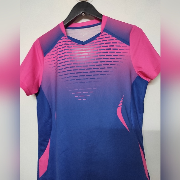 Sports wear Tshirt - Picture 8 of 13